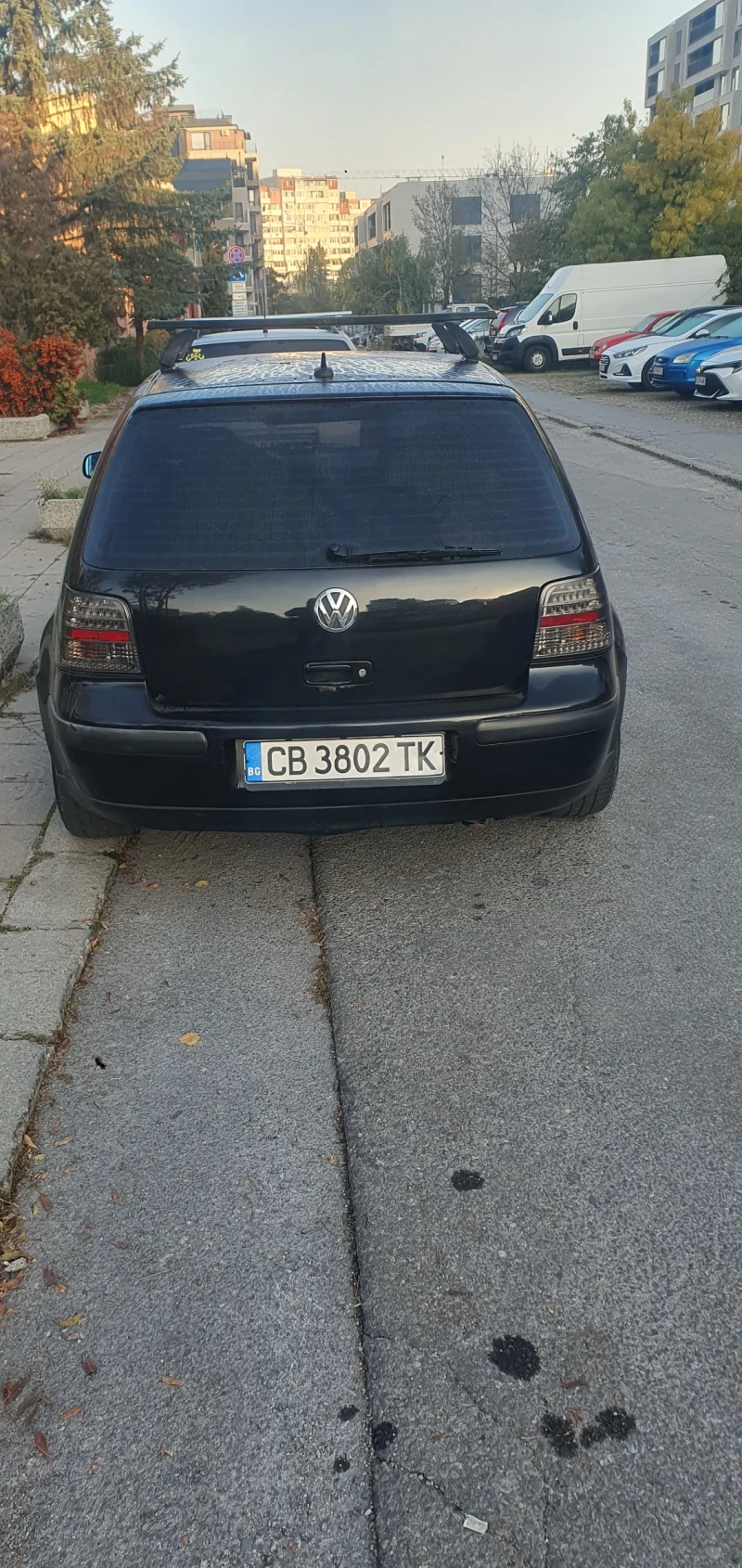 VW Golf 1.9 tdi, снимка 2 - Автомобили и джипове - 47711869