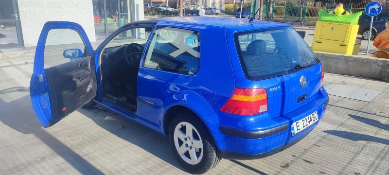 VW Golf IV, снимка 9 - Автомобили и джипове - 48560727