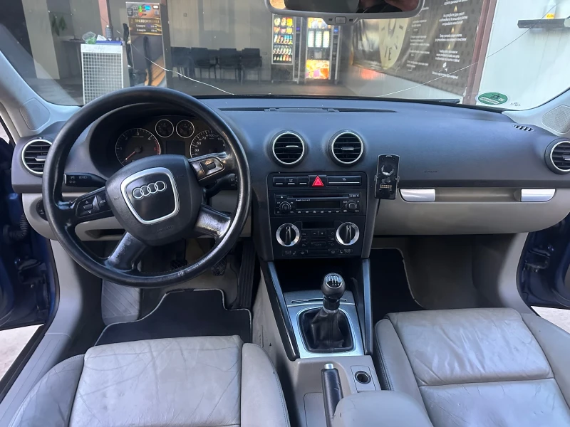 Audi A3 2.0 140 двойна панорама кожа босе, снимка 10 - Автомобили и джипове - 48654333