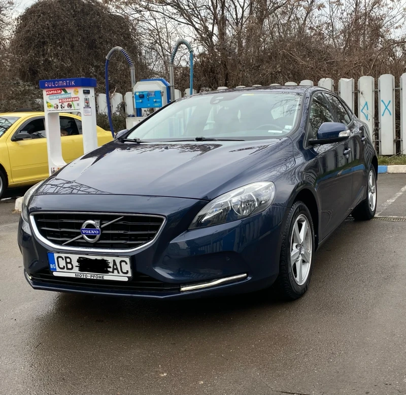 Volvo V40, снимка 15 - Автомобили и джипове - 48894200