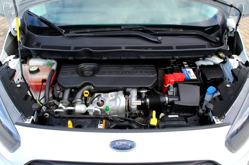 Ford Courier 1.5TDCi СОБСТВЕН ЛИЗИНГ, снимка 10 - Автомобили и джипове - 49756070