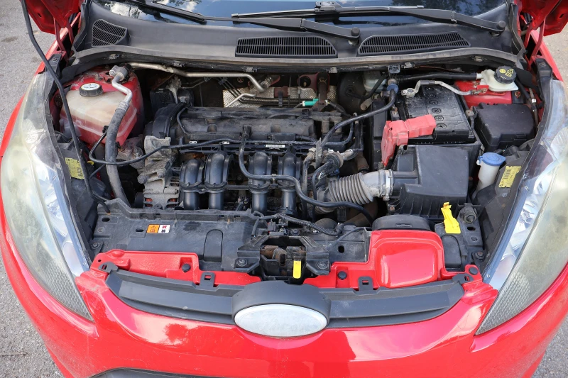 Ford Fiesta, снимка 14 - Автомобили и джипове - 52419203