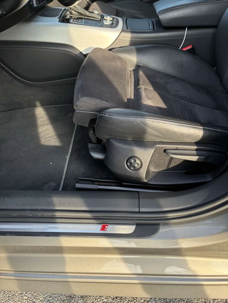 Audi A6 2.0, снимка 8 - Автомобили и джипове - 52384311