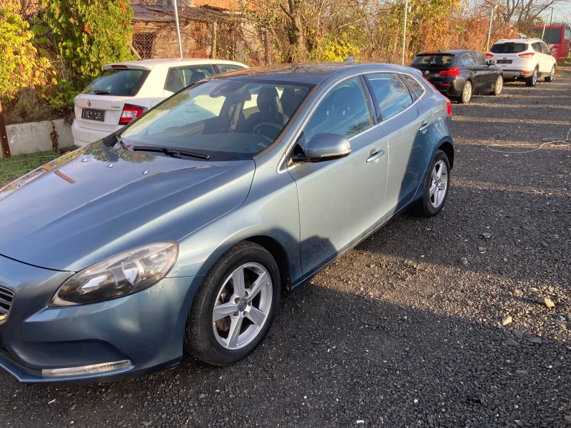 Volvo V40   ТОП, снимка 8 - Автомобили и джипове - 52531991