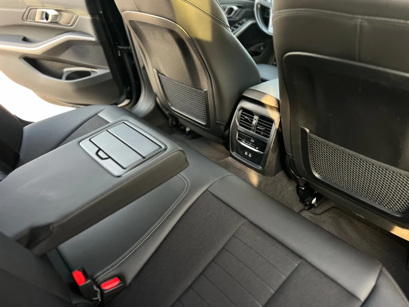 BMW 320 MILD-HYBRID / FACE / VIRTUAL COCKPIT / ПОДГРЕВ, снимка 11 - Автомобили и джипове - 52722473
