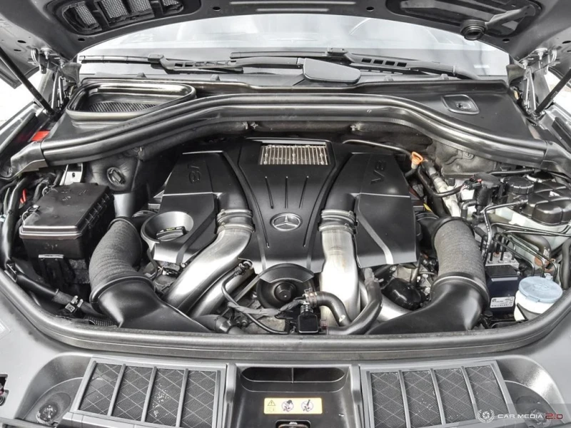 Mercedes-Benz ML 550 AMG, снимка 7 - Автомобили и джипове - 52748111