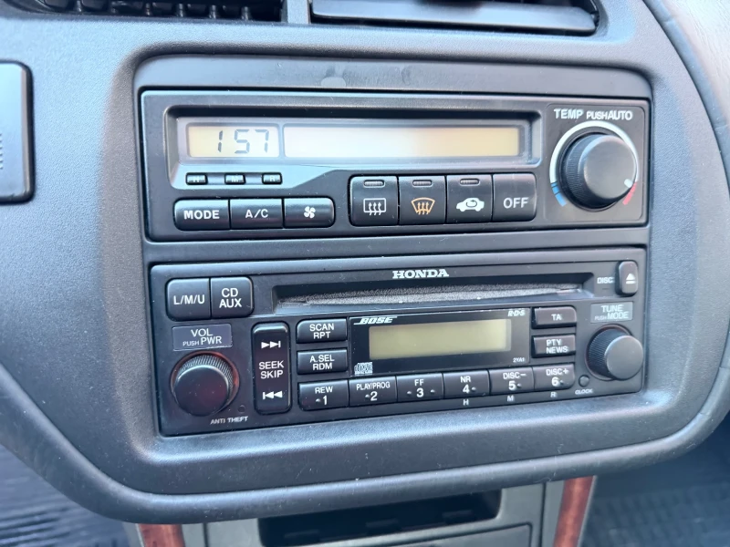 Honda Accord Първи собственик уникален автомобил 2.2 154 кс, снимка 14 - Автомобили и джипове - 53114402