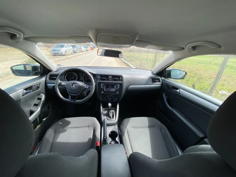 VW Jetta  - изображение 9