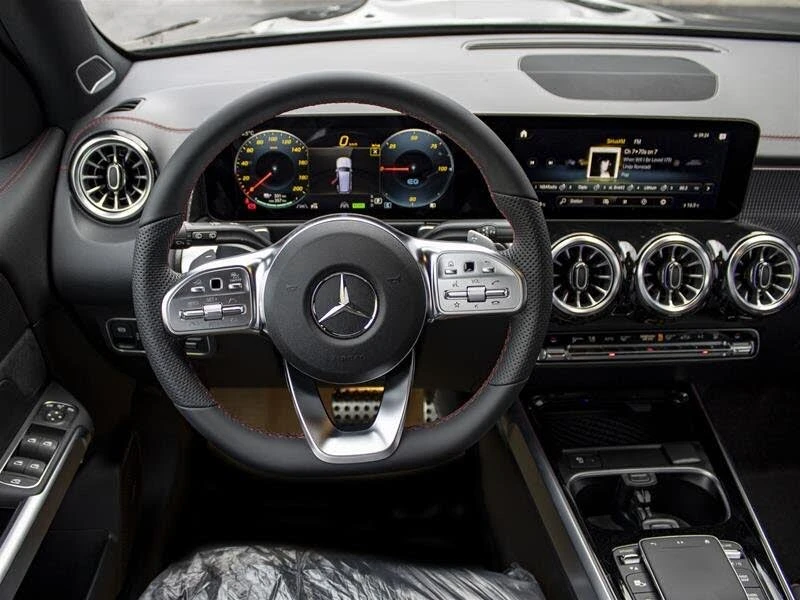 Mercedes-Benz EQB 250+ * 360 КАМЕРА* ПАМЕТ* , снимка 12 - Автомобили и джипове - 53907062