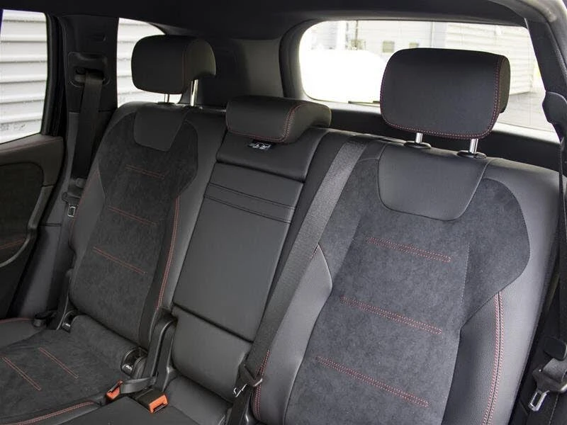 Mercedes-Benz EQB 250+ * 360 КАМЕРА* ПАМЕТ* , снимка 9 - Автомобили и джипове - 53907062