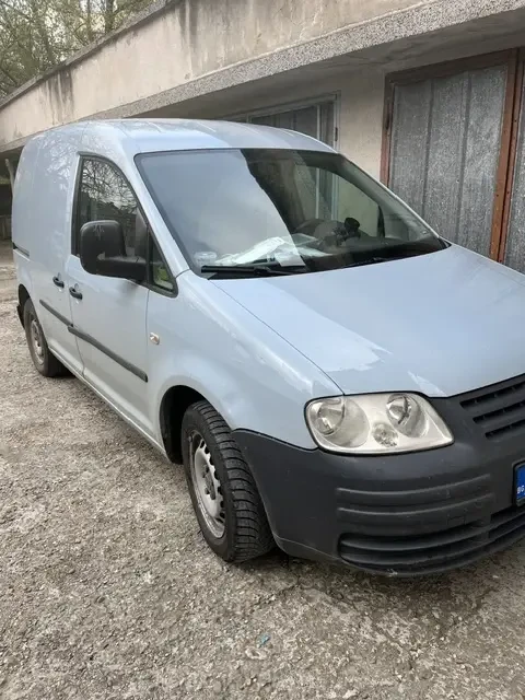 VW Caddy, снимка 2 - Автомобили и джипове - 54155527