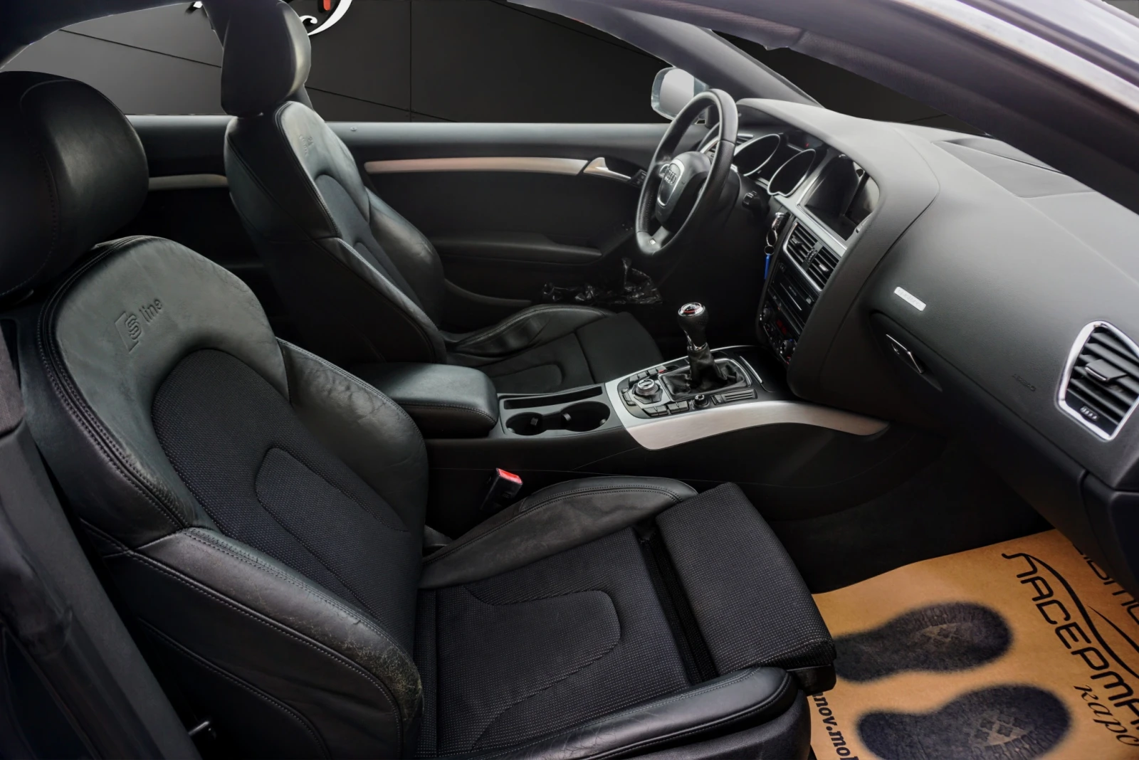 Audi A5 2.0TDI QUATTRO S-line, снимка 13 - Автомобили и джипове - 39994935