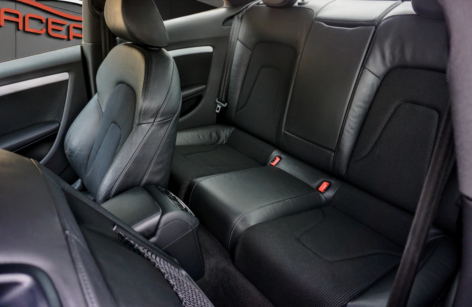 Audi A5 2.0TDI QUATTRO S-line, снимка 15 - Автомобили и джипове - 39994935