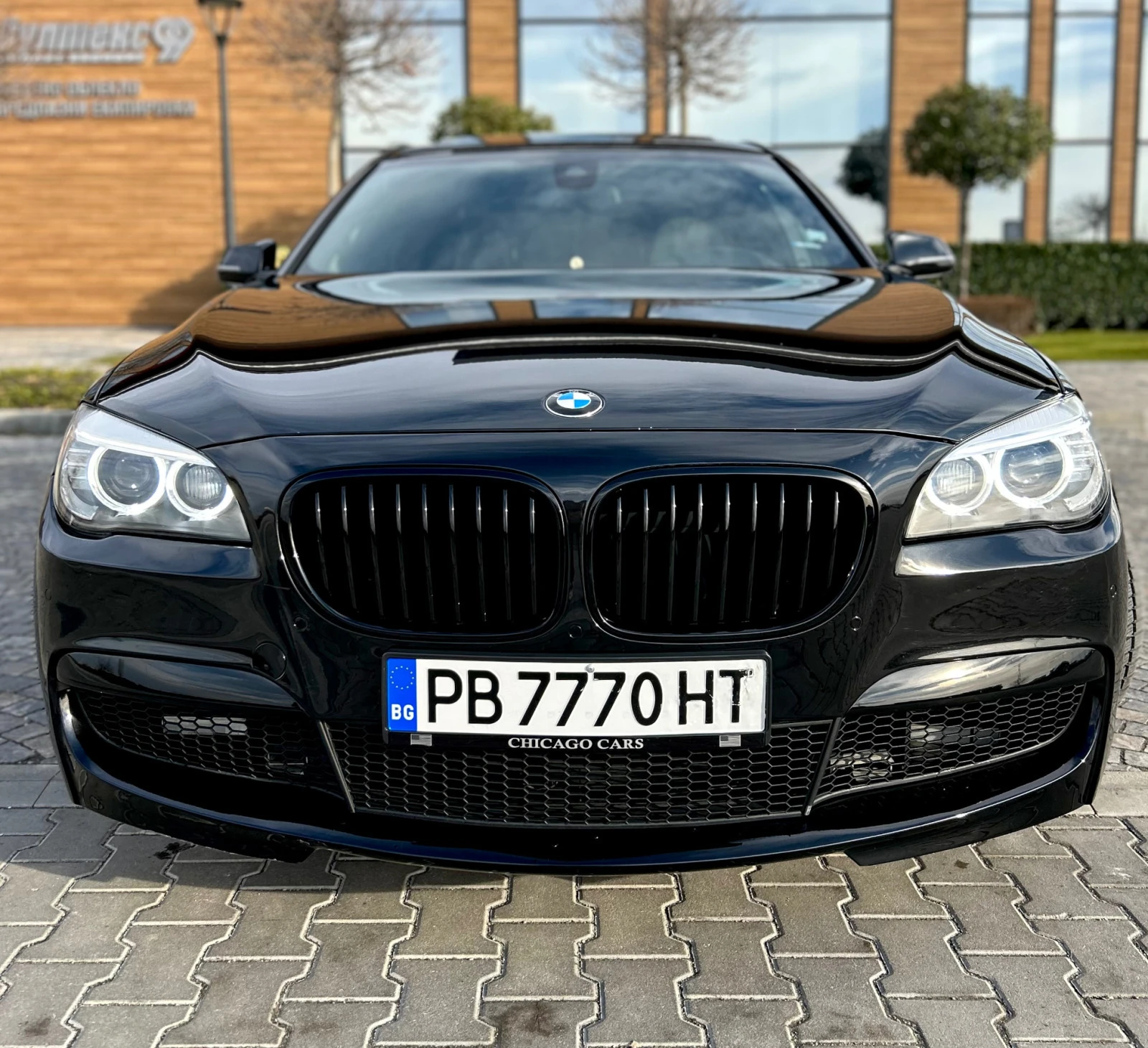 BMW 740 xDrive M-pack Long - изображение 3