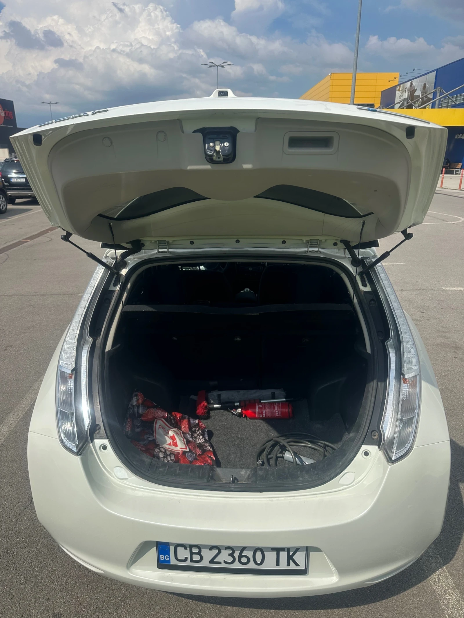 Nissan Leaf   - изображение 10