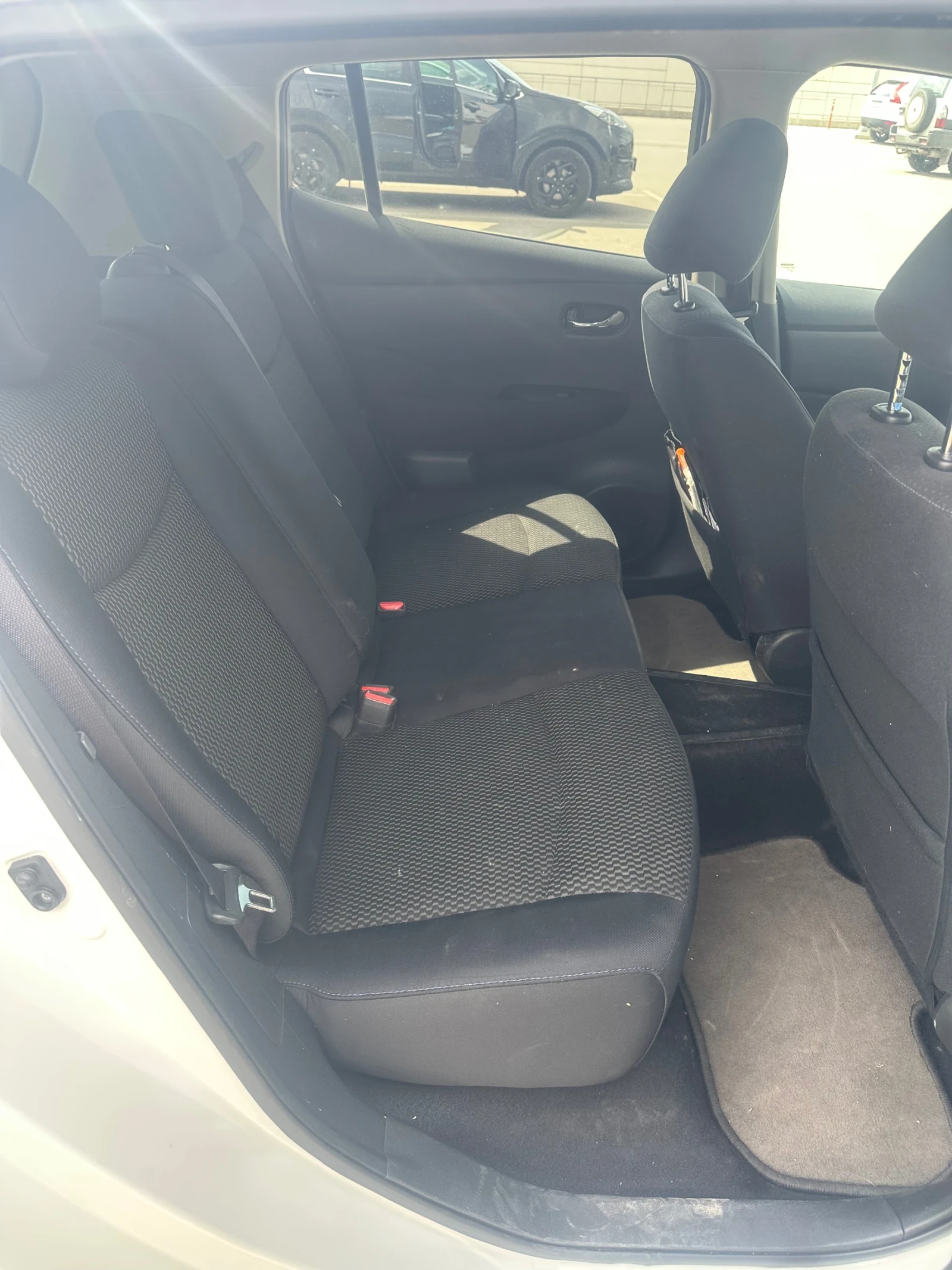 Nissan Leaf  | Mobile.bg � ����������� 16