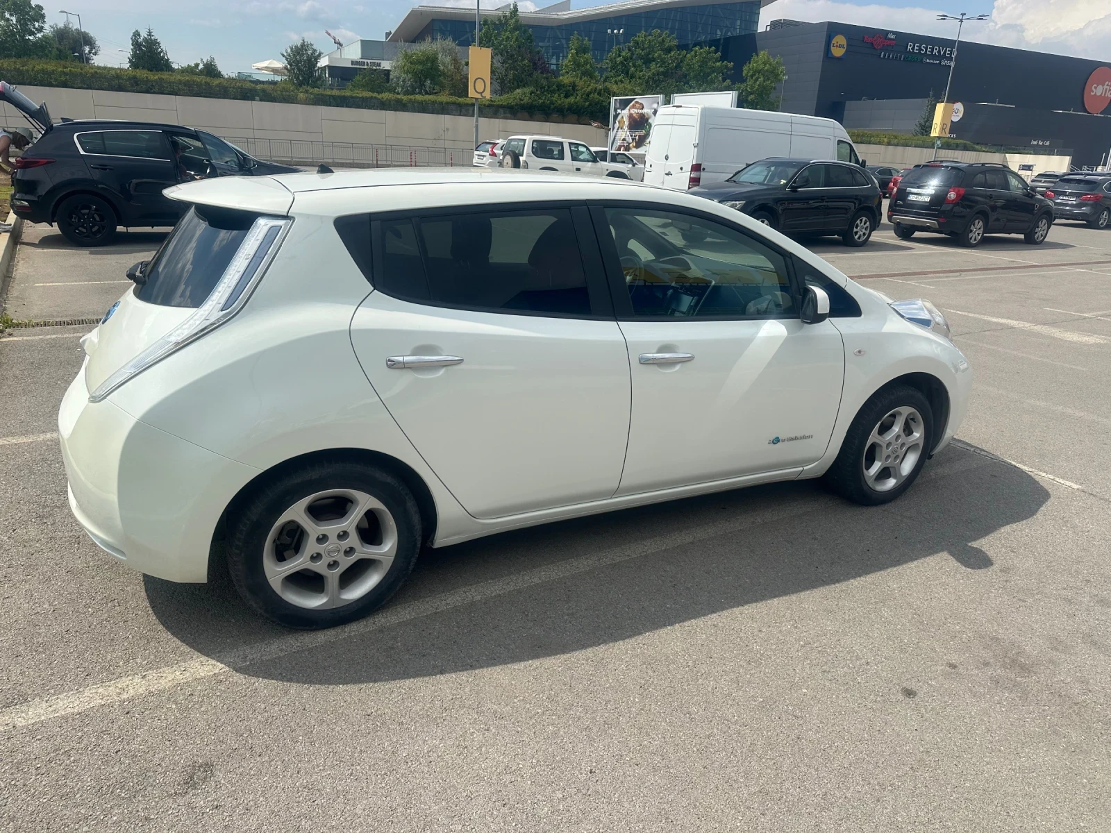 Nissan Leaf   - изображение 9