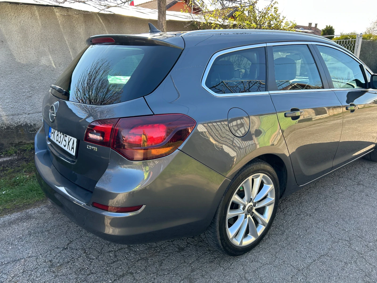 Opel Astra  1.7 CDTI Sports tourer - изображение 4