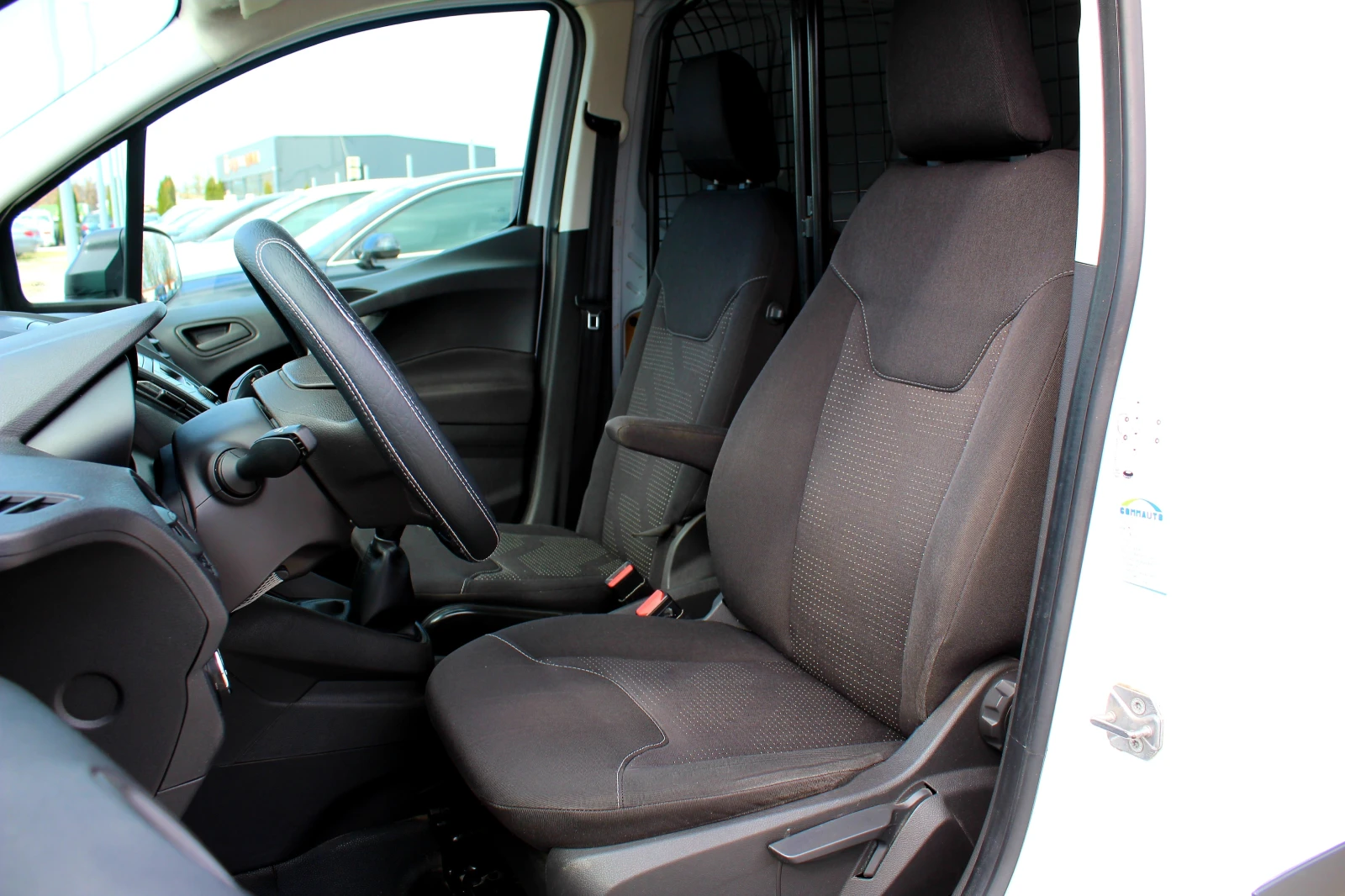Ford Courier 1.5TDCi СОБСТВЕН ЛИЗИНГ | Mobile.bg — изображение 14