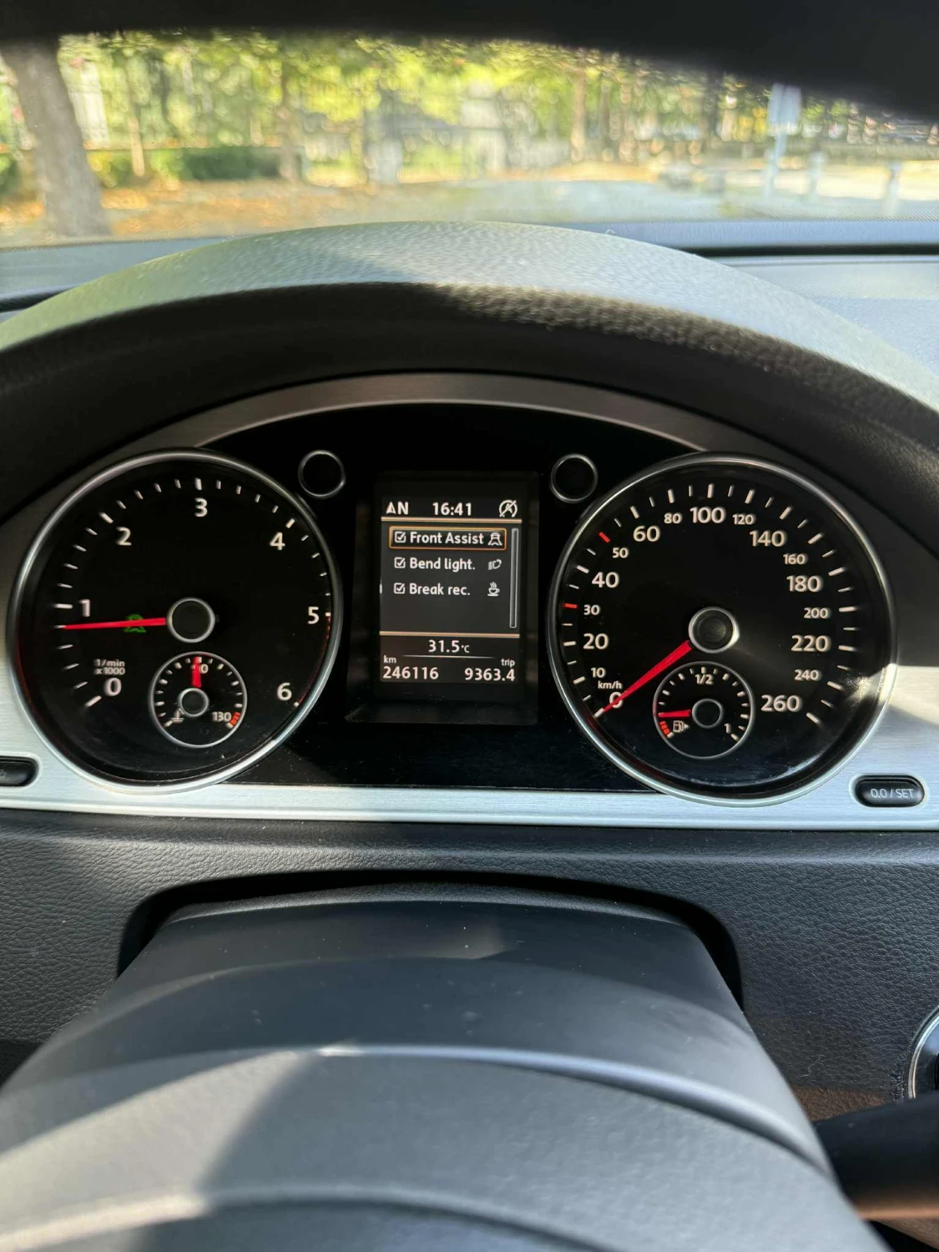 VW Passat  - изображение 8
