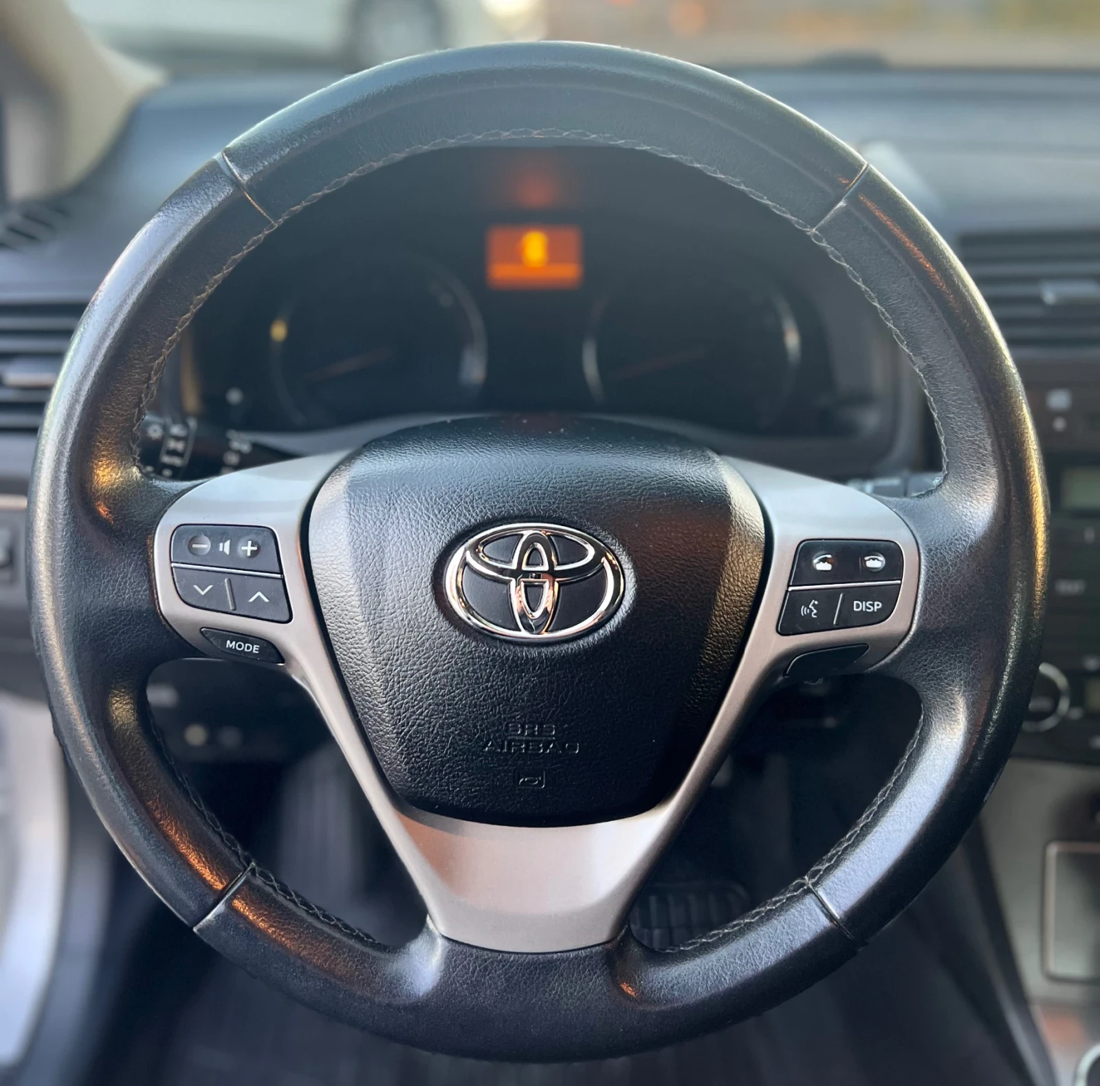 Toyota Avensis 1.6 - изображение 6