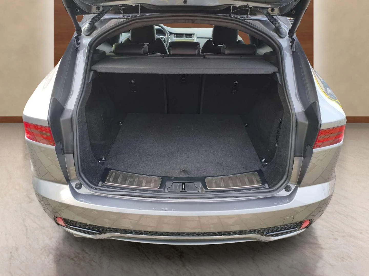 Jaguar E-pace 2.0 | Mobile.bg � ����������� 12