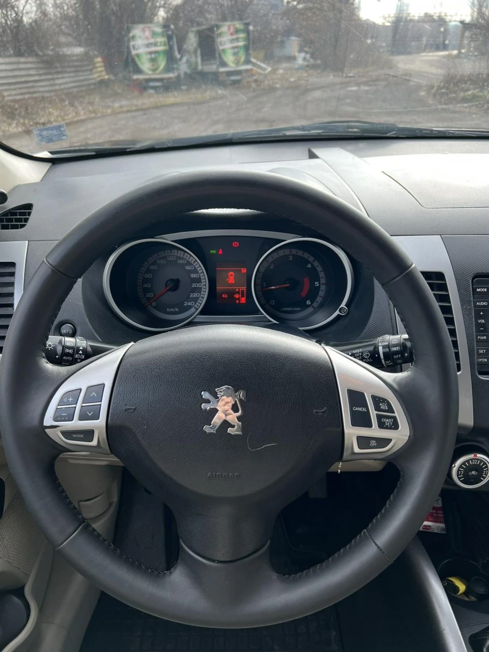 Peugeot 5008  - изображение 10