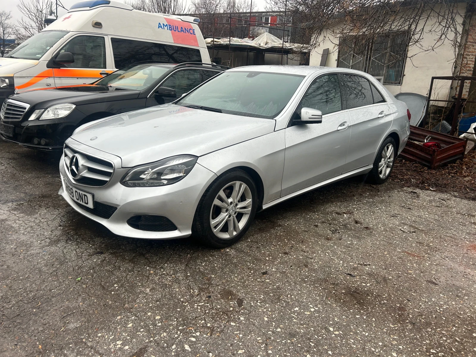 Mercedes-Benz E 220 2.2 170кс 651 - изображение 3