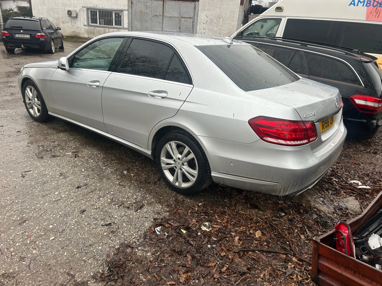 Mercedes-Benz E 220 2.2 170кс 651 - изображение 4