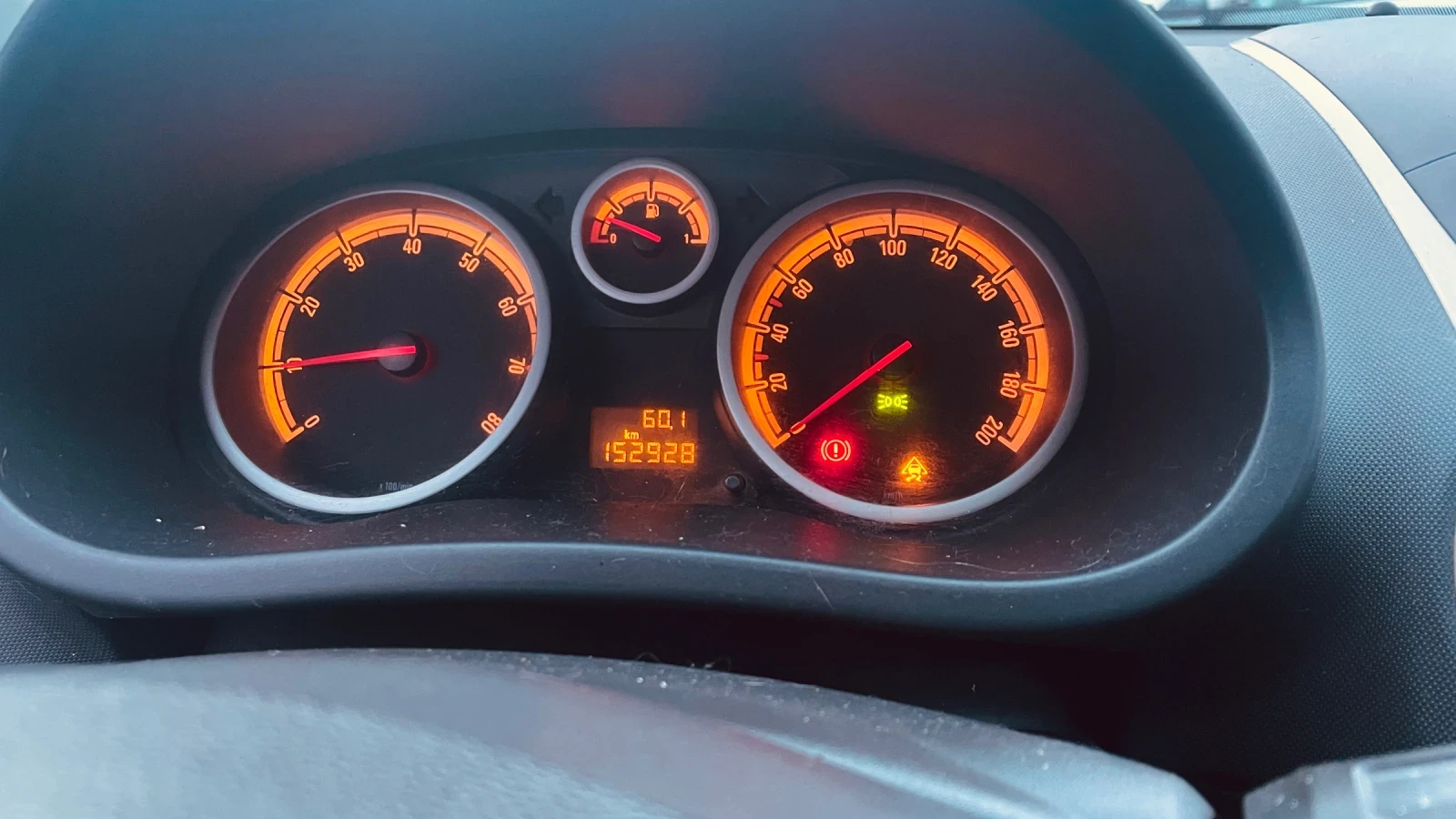 Opel Corsa D - изображение 10