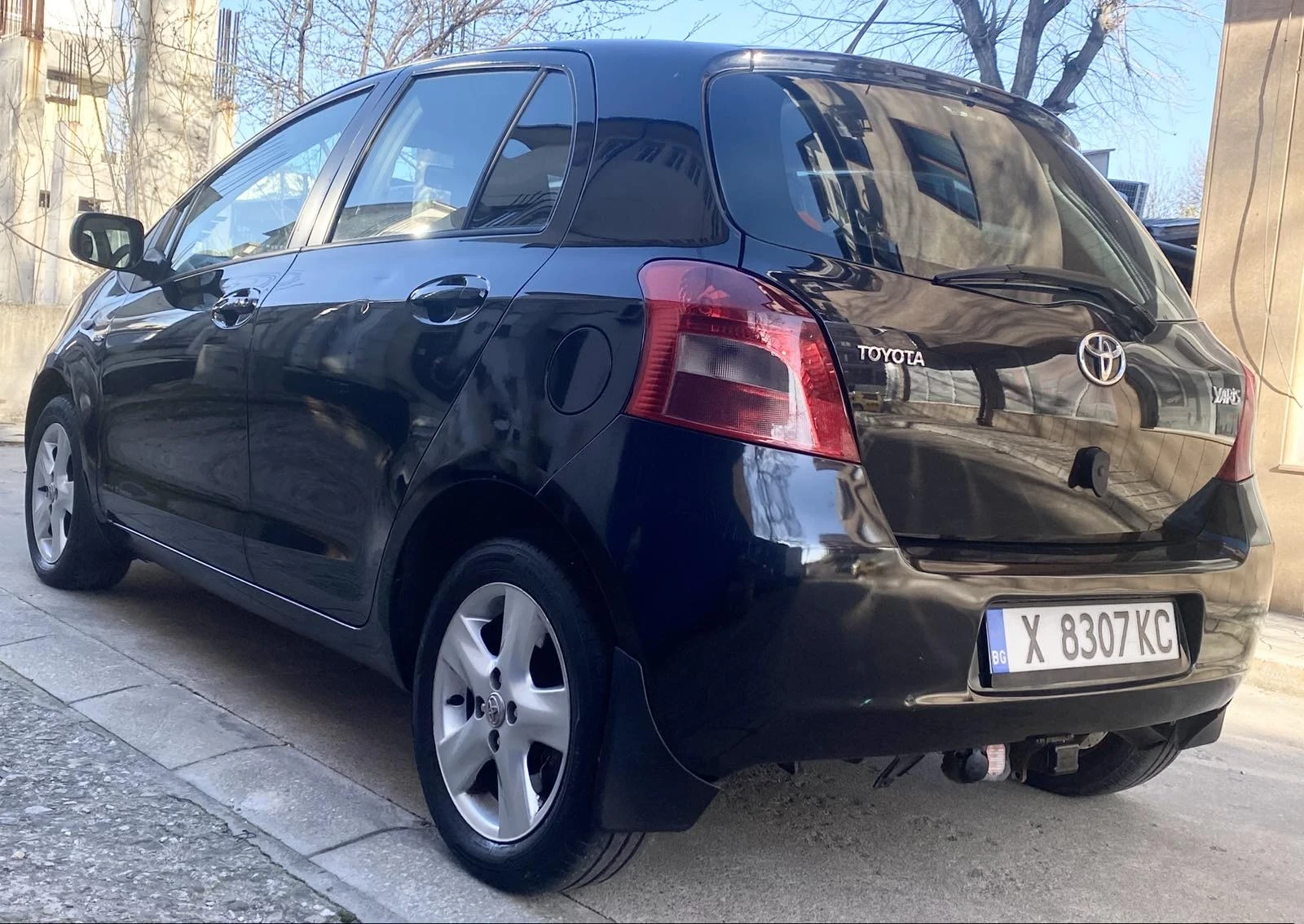 Toyota Yaris 1.4 D-4D, снимка 6 - Автомобили и джипове - 54035378