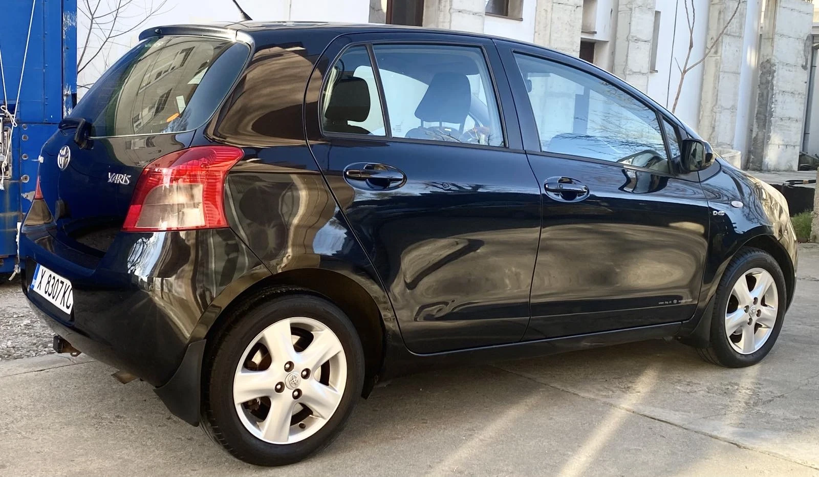 Toyota Yaris 1.4 D-4D, снимка 4 - Автомобили и джипове - 54035378