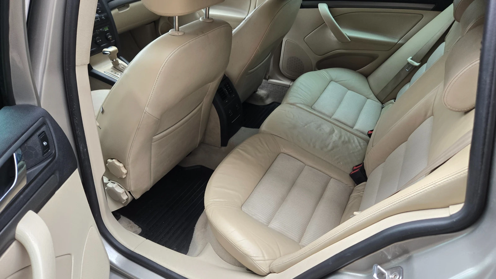 Skoda Octavia 1.9tdi DSG 6, снимка 8 - Автомобили и джипове - 54153164