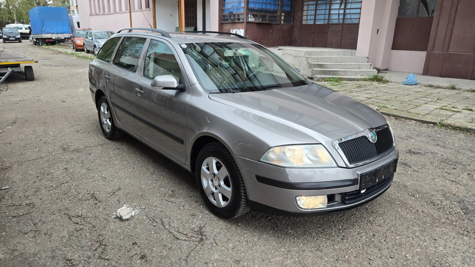 Skoda Octavia 1.9tdi DSG 6, снимка 3 - Автомобили и джипове - 54153164