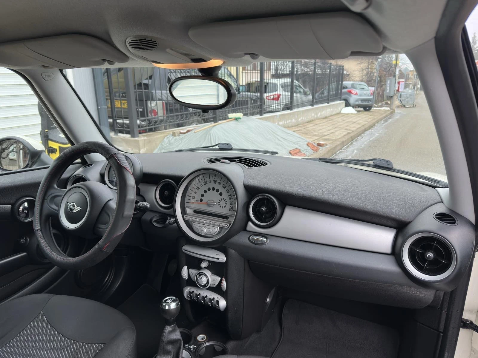 Mini Cooper LPG, снимка 11 - Автомобили и джипове - 54237302