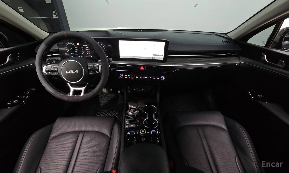 Kia K5, снимка 7 - Автомобили и джипове - 54359549