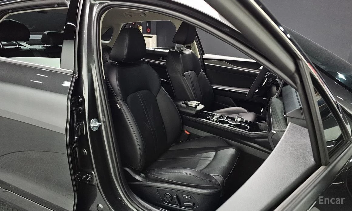 Kia K5, снимка 11 - Автомобили и джипове - 54359549