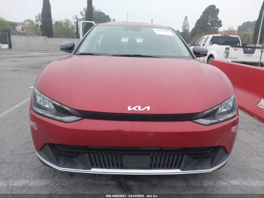 Kia EV6 Light Long Range, снимка 12 - Автомобили и джипове - 54528534