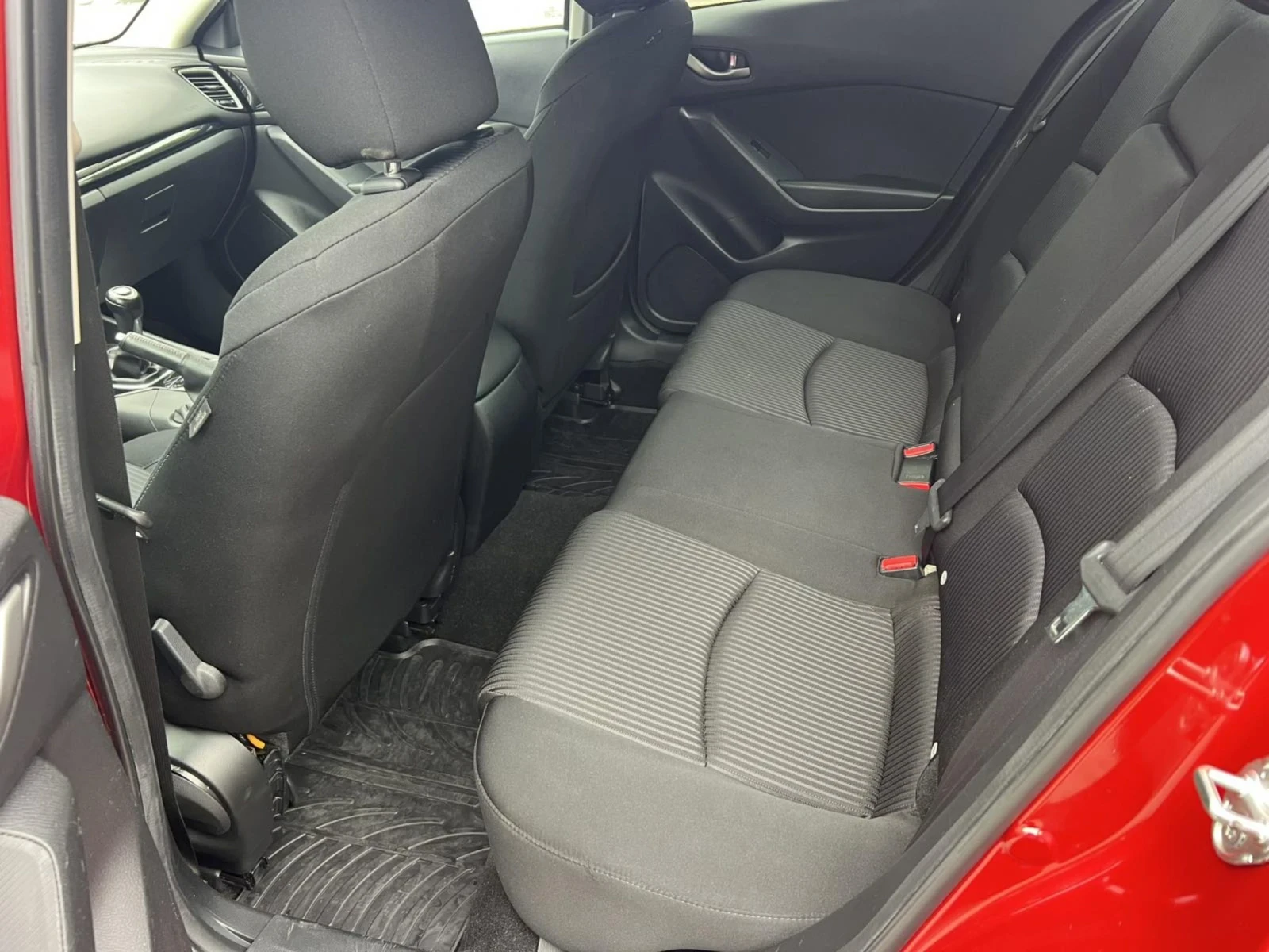 Mazda 3 Мазда 3 1500кб 105кс дизел , снимка 12 - Автомобили и джипове - 54885987