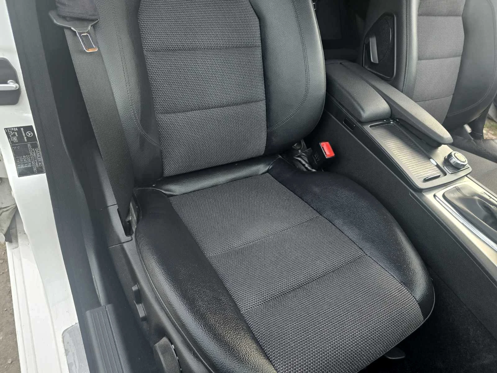 Mercedes-Benz C 220 FACE/AVANGARDE 2.2CDI/170hp, снимка 13 - Автомобили и джипове - 54996269