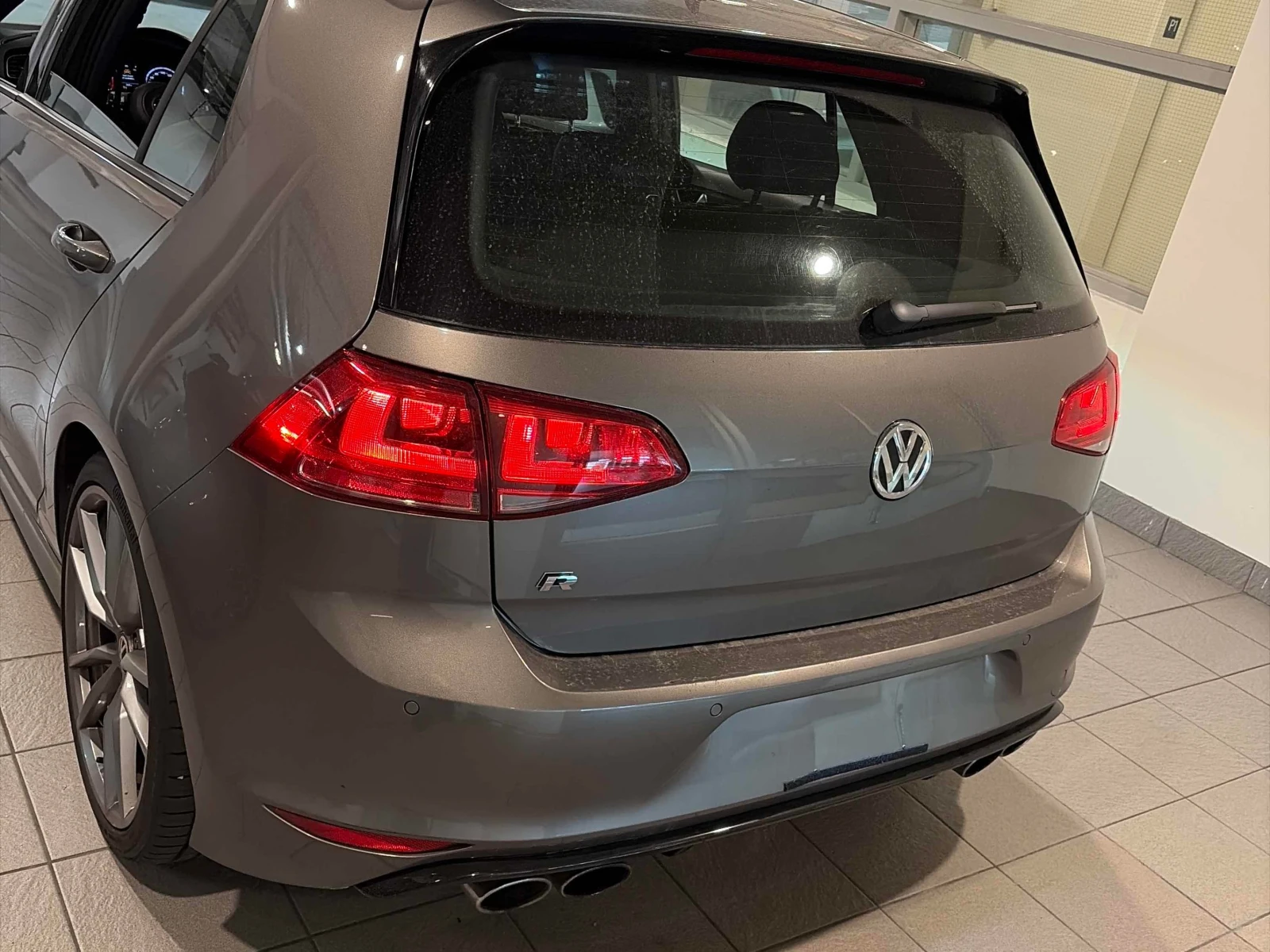 VW Golf R DSG / Distronic / Fender /Carfax / , снимка 4 - Автомобили и джипове - 55986549