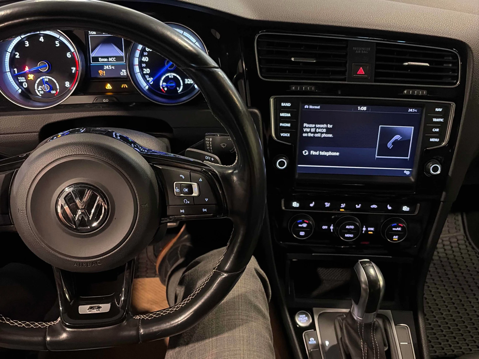 VW Golf R DSG / Distronic / Fender /Carfax / , снимка 9 - Автомобили и джипове - 55986549