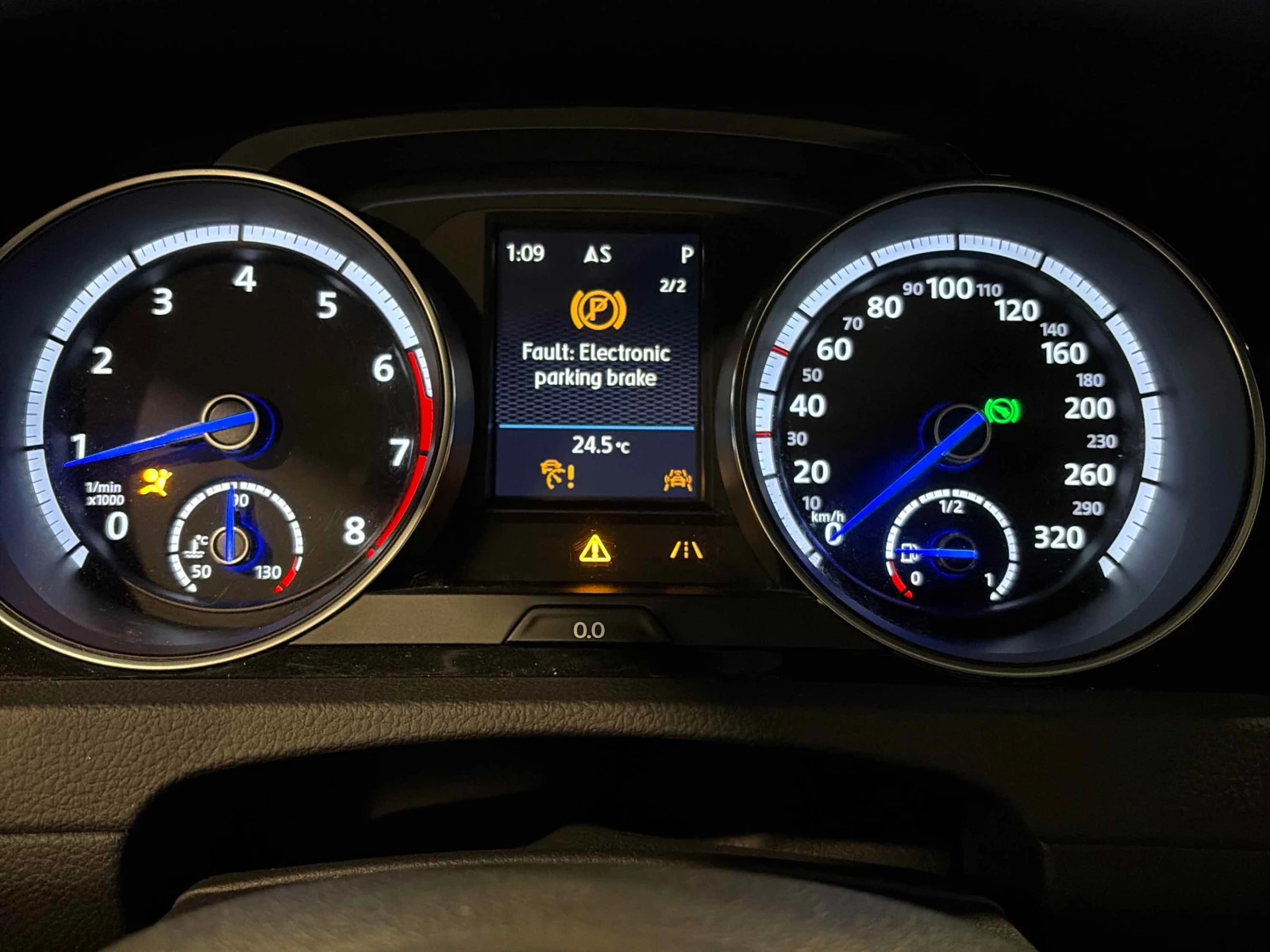 VW Golf R DSG / Distronic / Fender /Carfax / , снимка 12 - Автомобили и джипове - 55986549