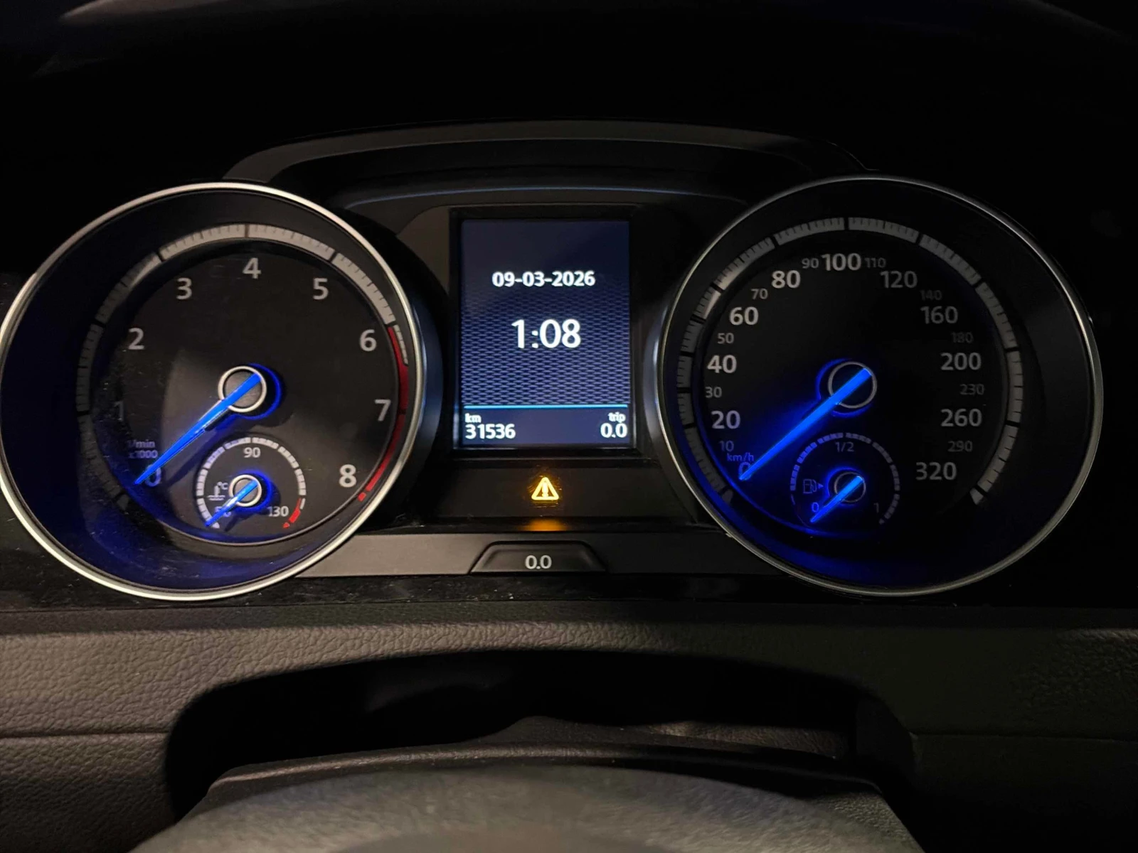 VW Golf R DSG / Distronic / Fender /Carfax / , снимка 8 - Автомобили и джипове - 55986549