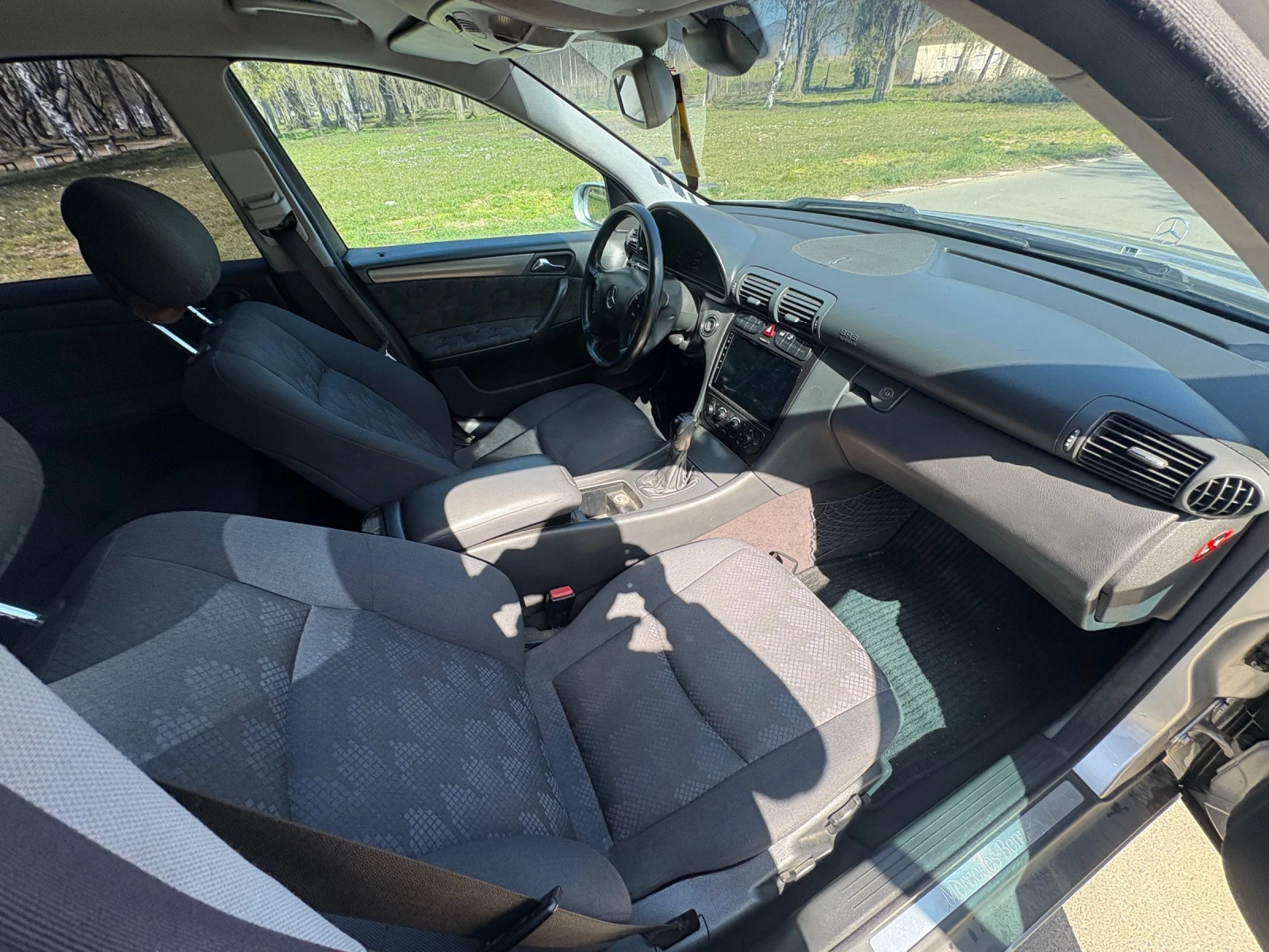 Mercedes-Benz C 270, снимка 11 - Автомобили и джипове - 56735957