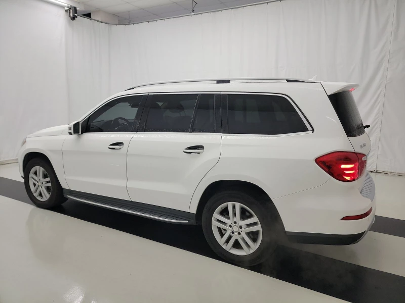 Mercedes-Benz GL 450 designo* 360* lane assist* keyelss* pano* м.точка, снимка 11 - Автомобили и джипове - 48235372