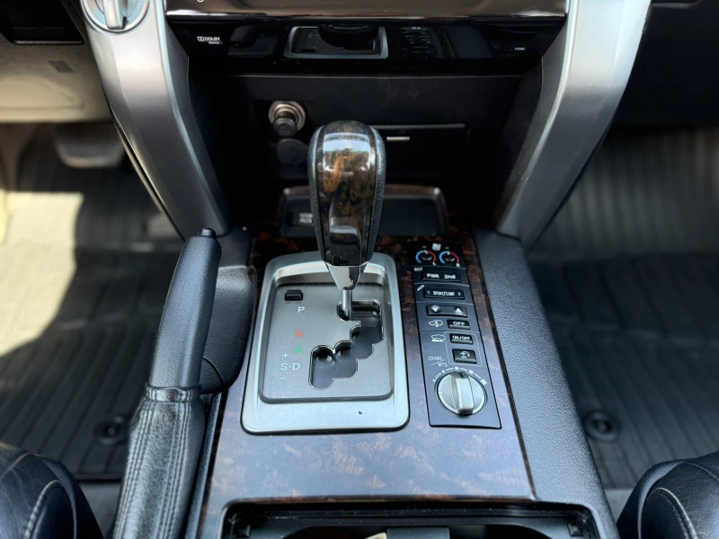 Toyota Land cruiser 4.5L D4-D, снимка 15 - Автомобили и джипове - 50964334