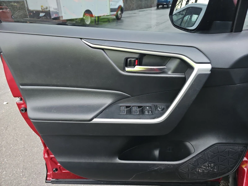 Toyota Rav4, снимка 9 - Автомобили и джипове - 53179940