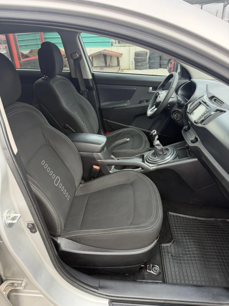 Kia Sportage 1.7TD, снимка 8 - Автомобили и джипове - 53504007