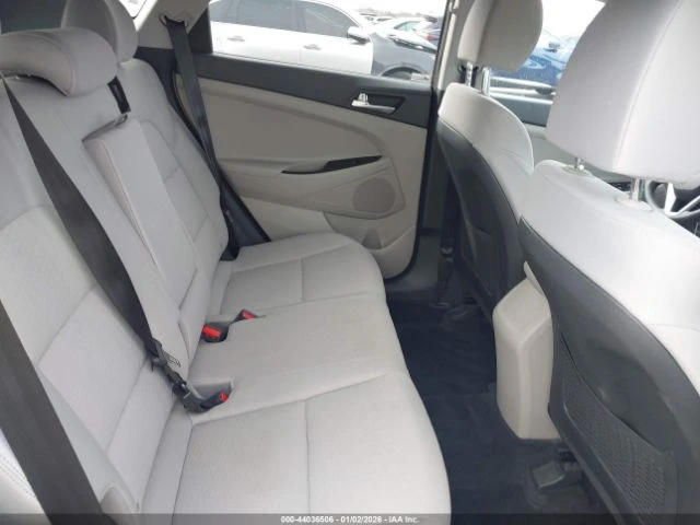 Hyundai Tucson 96k km* Камера* Keyless* Hill/lane assist* , снимка 11 - Автомобили и джипове - 53180760